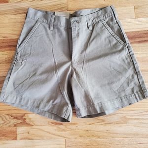NWT Patagonia Stand Up Shorts size 32- Ash Tan